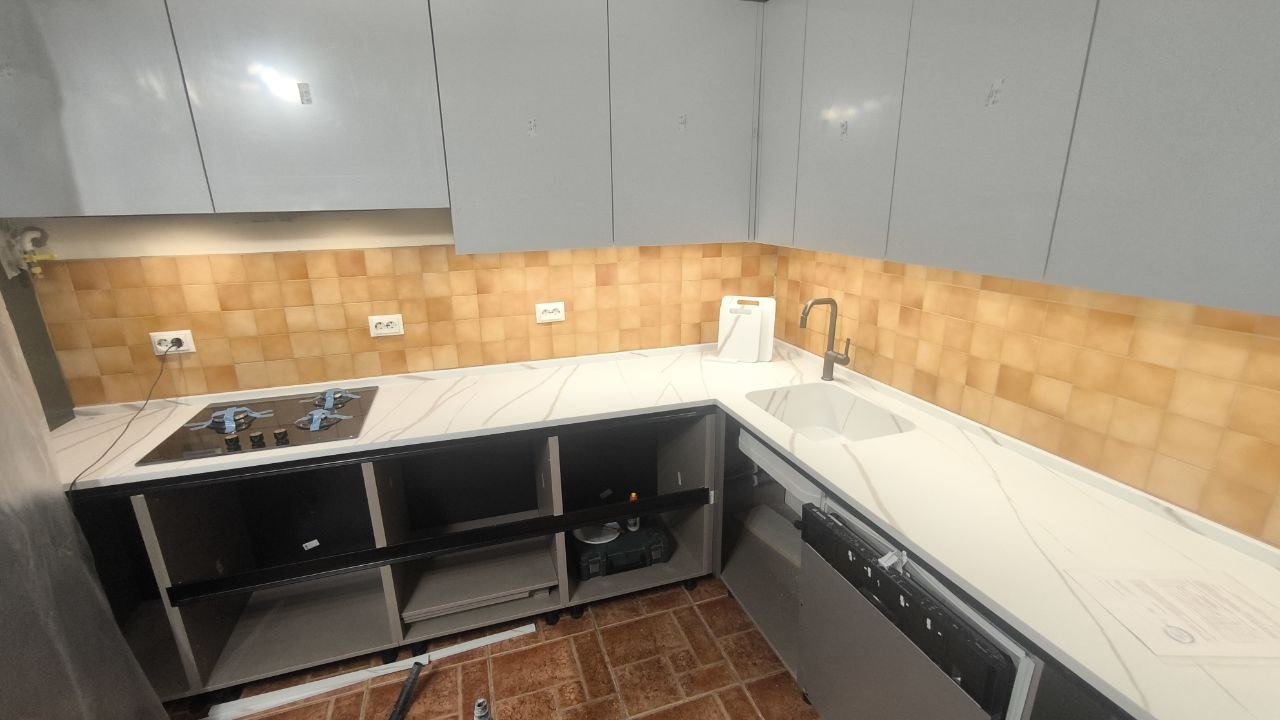 Столешница из искусственного камня акрила Formax K-537 Золотой Бриз / Golden Breeze на заказ