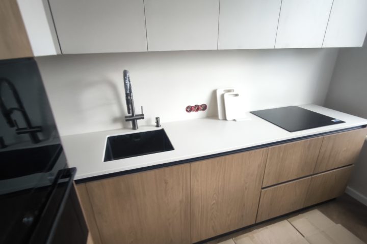 Столешница и стеновые панели из камня Grandex S-209 Light Sand